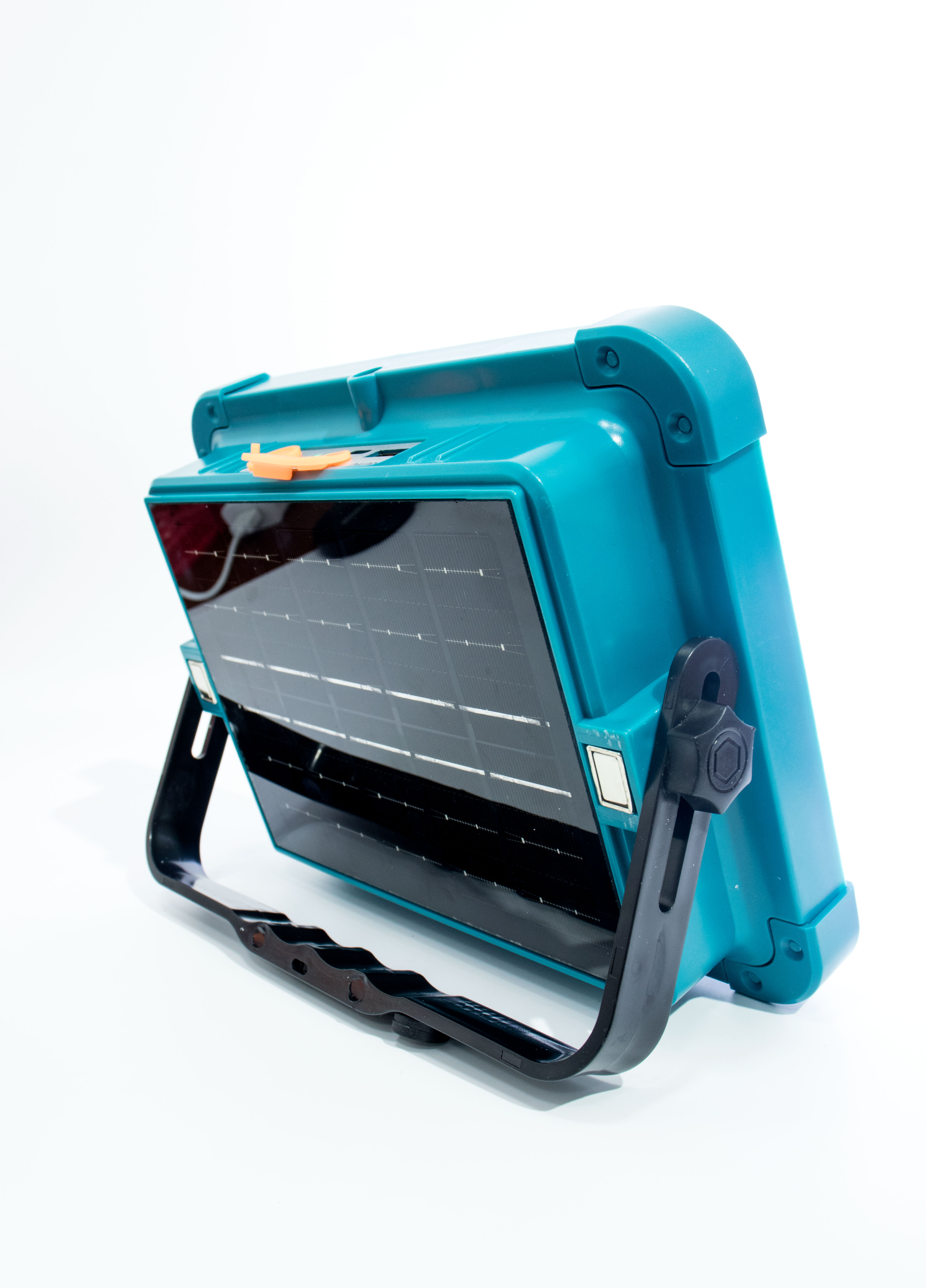 Foco LED de Trabajo Portátil con Doble Panel Solar y Batería Recargable - Iluminación Potente y Opciones de Carga Versátiles